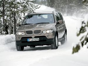 BMW X5 4.4i 2003 года